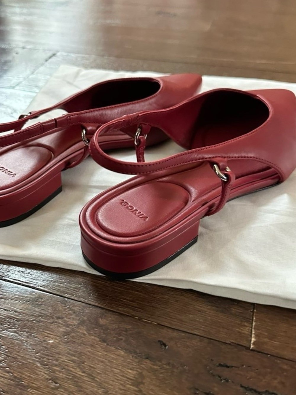Vince Ines Slingback Pointed Toe Flat size 7.5-Red-New - Picture 7 of 9